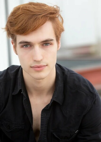 Trevor Stines photo