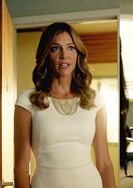 Tricia Helfer photo