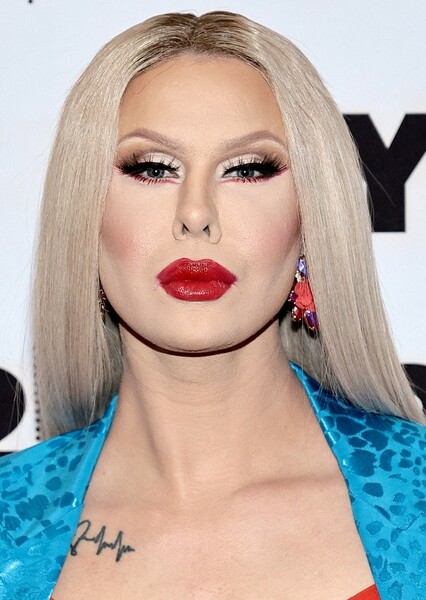 Trinity Taylor photo