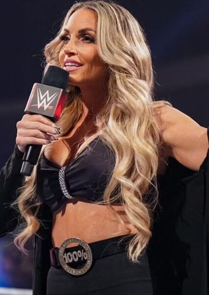 Trish Stratus photo