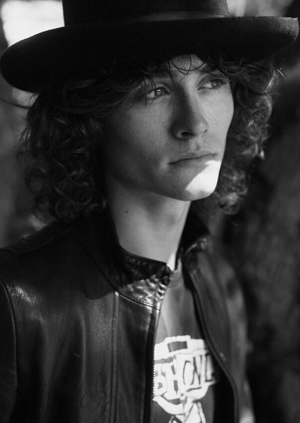 Tristan Lake Leabu photo