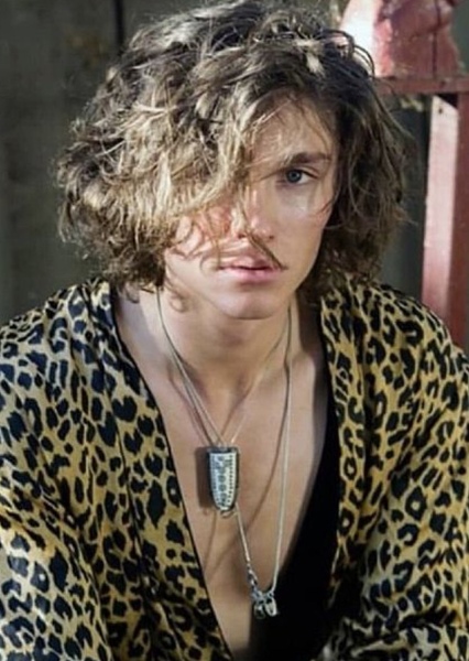 Tristan Lake Leabu photo