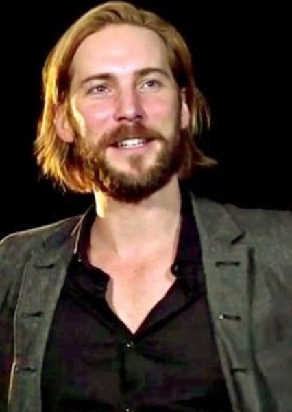 Troy Baker photo