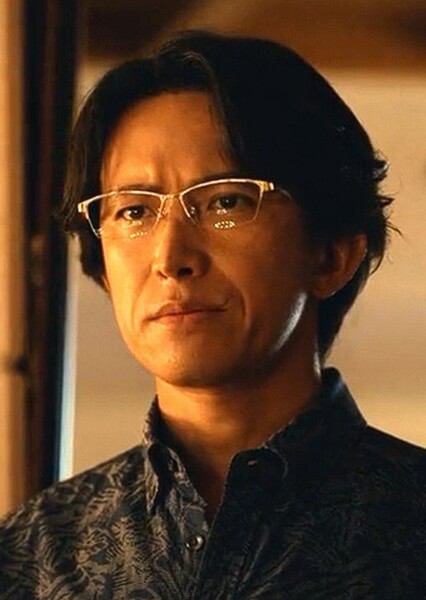 Tsuyoshi Abe photo