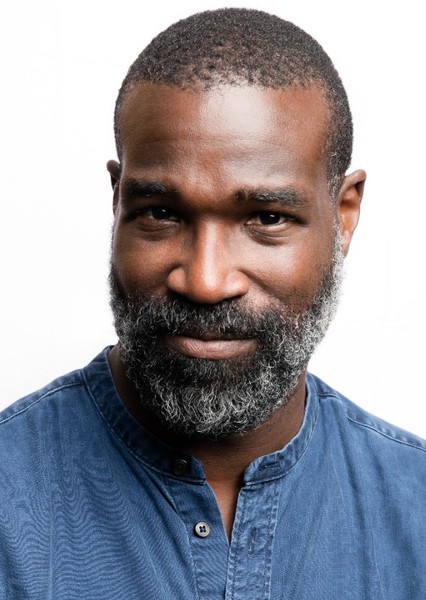 Tunde Adebimpe photo