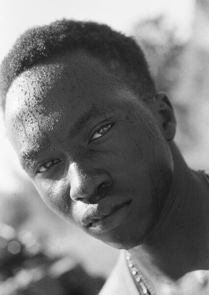 Tut Nyuot photo