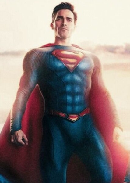 Tyler Hoechlin photo