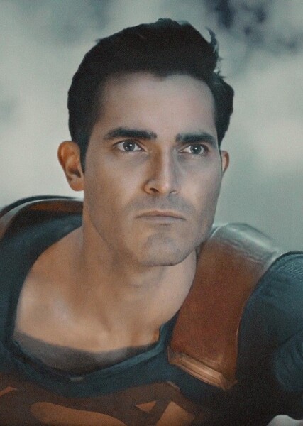 Tyler Hoechlin photo