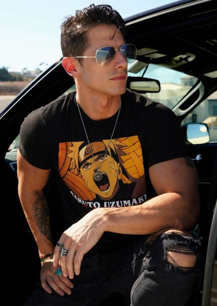 Tyler James photo
