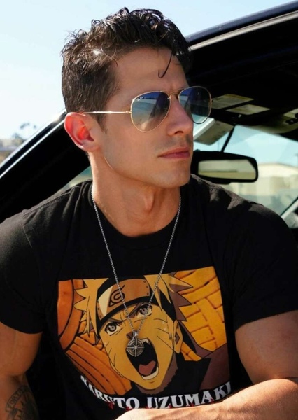 Tyler James photo