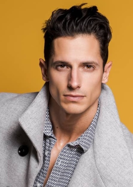 Tyler James photo