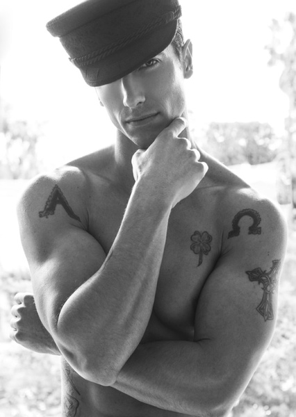 Tyler James photo