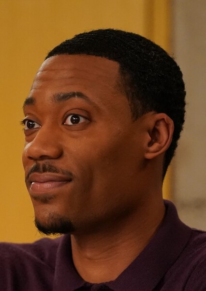 Tyler James Williams photo