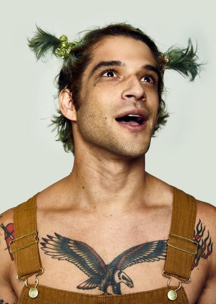 Tyler Posey photo