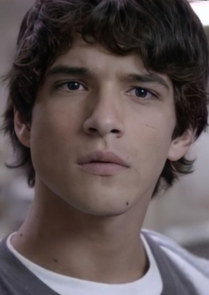 Tyler Posey photo