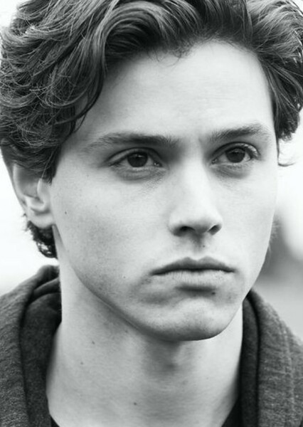 Tyler Young photo