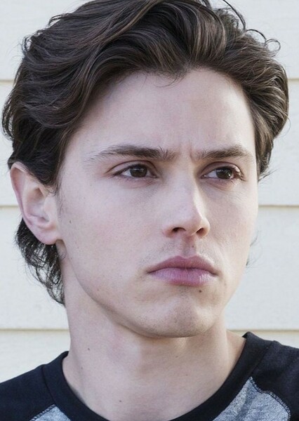Tyler Young photo