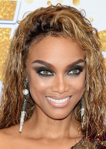 Tyra Banks photo
