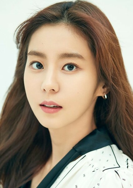 Uee (Kim Yu Jin) photo