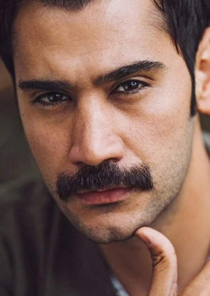 Uğur Güneş photo