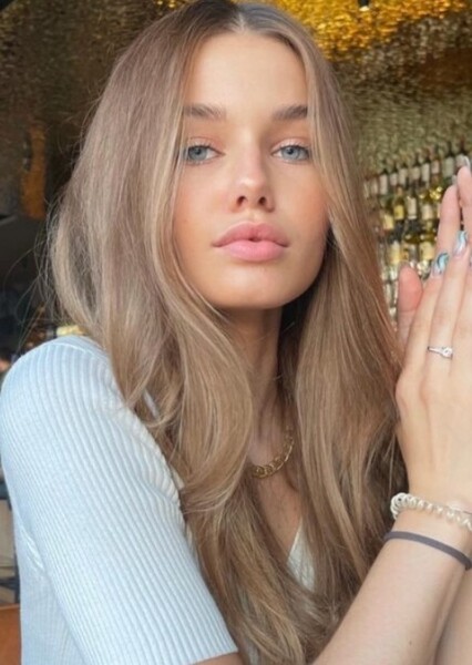 Uliana Medvedyuk photo