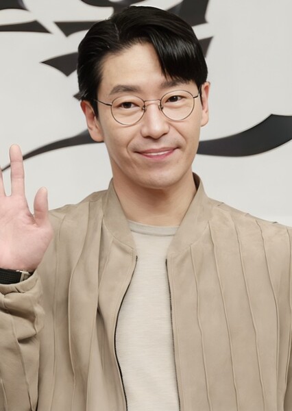 Um Ki-joon photo