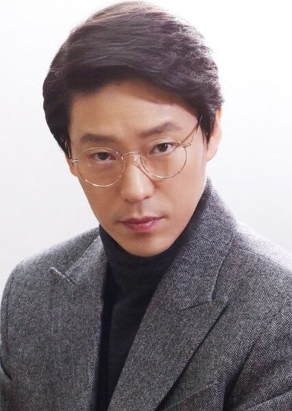 Um Ki-joon photo