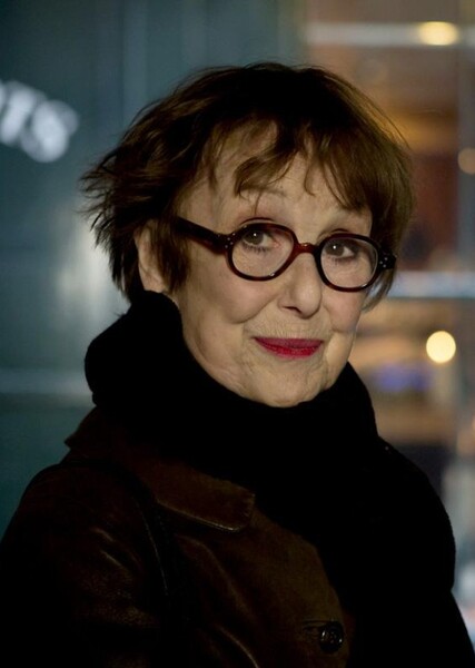 Una Stubbs photo