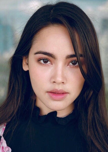 Urassaya Sperbund photo