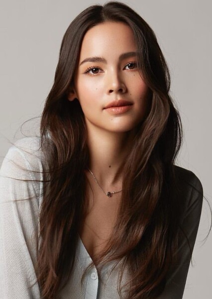 Urassaya Sperbund photo