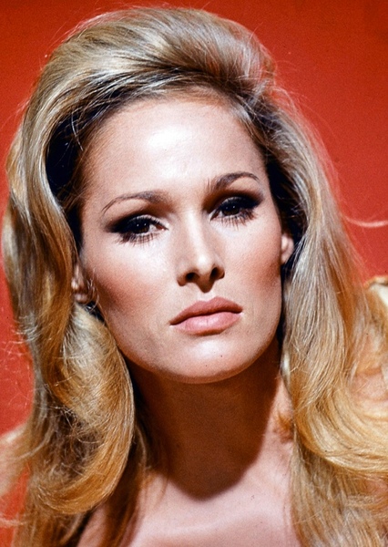 Ursula Andress photo