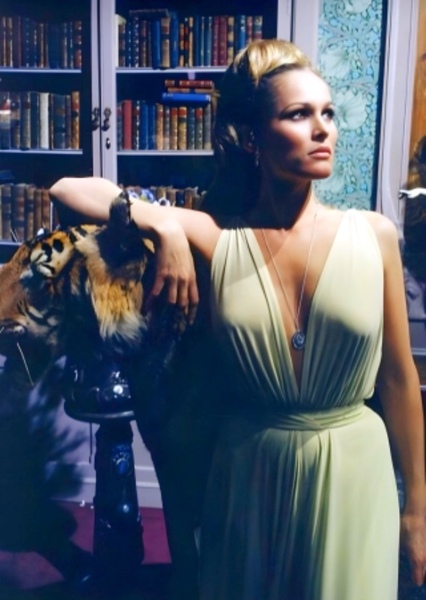 Ursula Andress photo