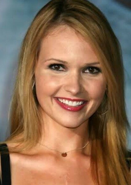Valerie Azlynn photo