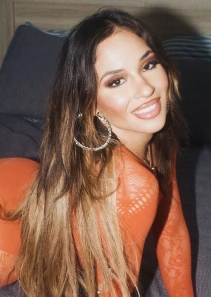 Valerie Loureda photo