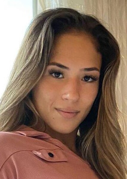 Valerie Loureda photo