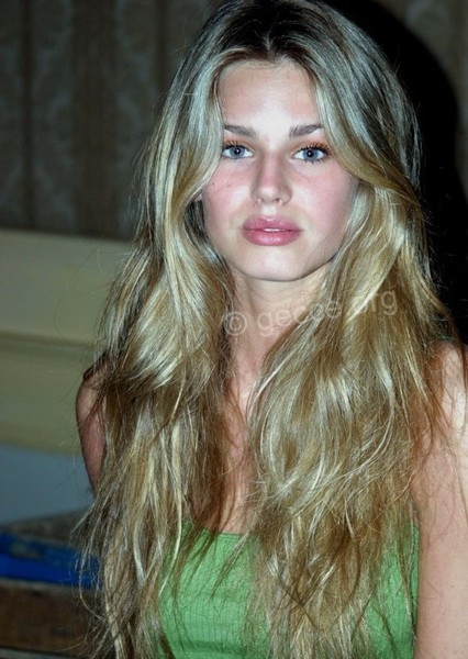 Vanessa Hessler