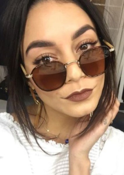 Vanessa Hudgens photo