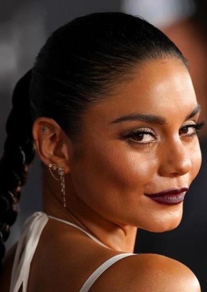 Vanessa Hudgens photo