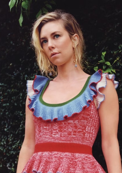 Vanessa Kirby photo