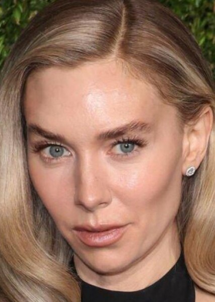 Vanessa Kirby photo