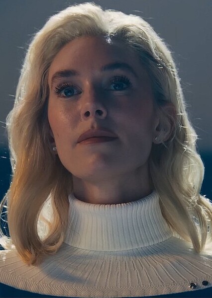 Vanessa Kirby photo