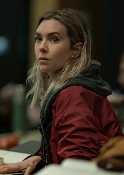 Vanessa Kirby photo