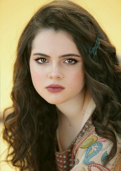 Vanessa Marano photo
