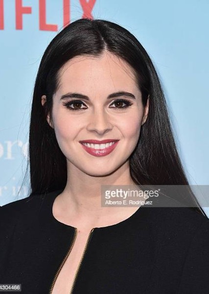 Vanessa Marano photo