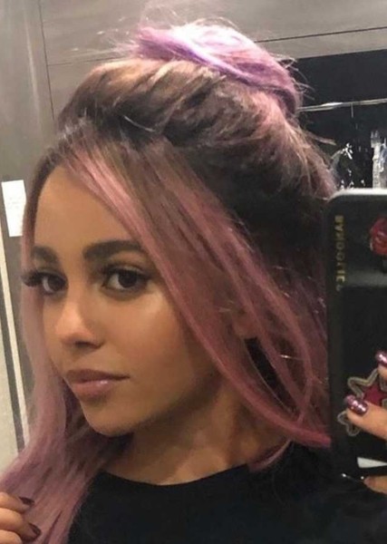 Vanessa Morgan photo