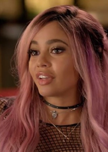 Vanessa Morgan photo