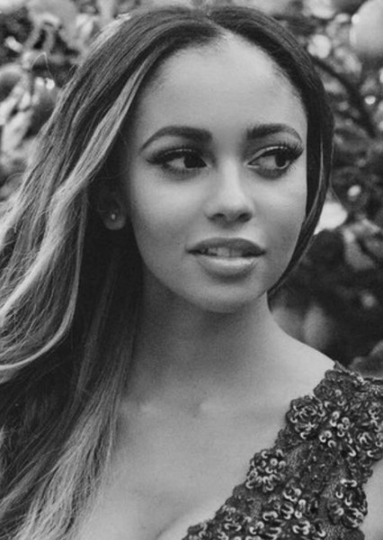 Vanessa Morgan photo
