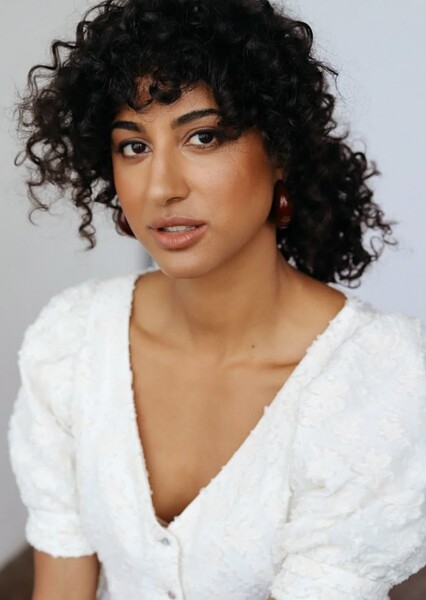 Vella Lovell photo