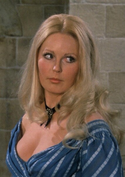 Veronica Carlson photo