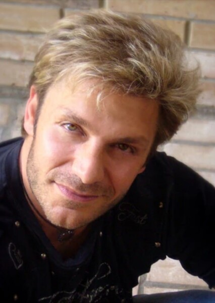 Vic Mignogna photo